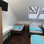 Wiktoria Hotel *